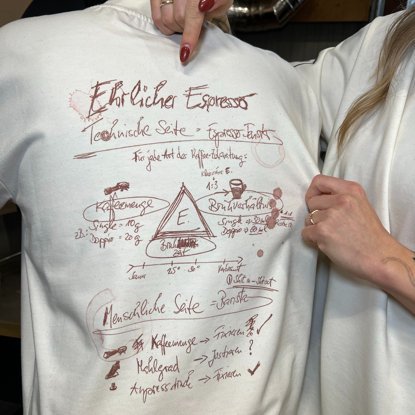 Barista Buddy x Mondo del Caffè – Regards Oversize T-Shirt